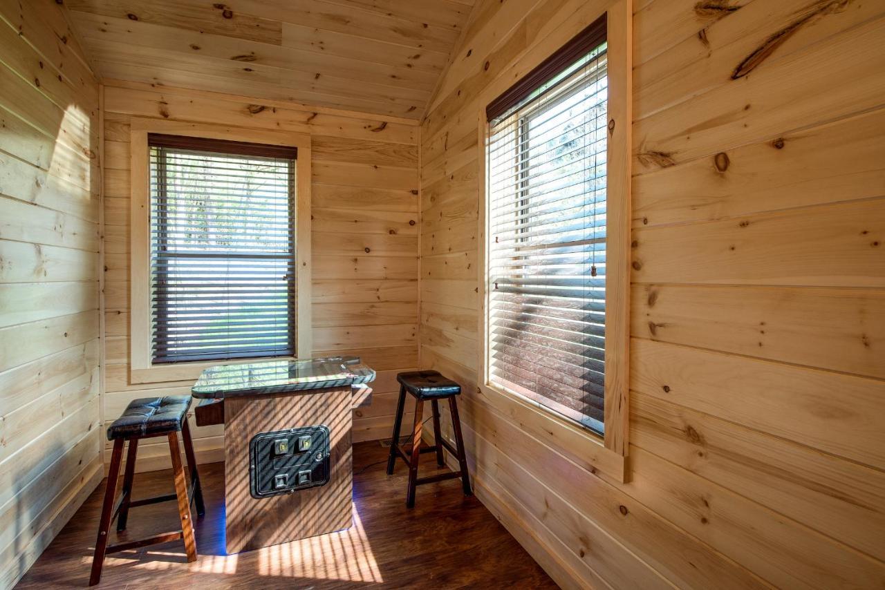 Woodland Escape Villa Pigeon Forge Dış mekan fotoğraf