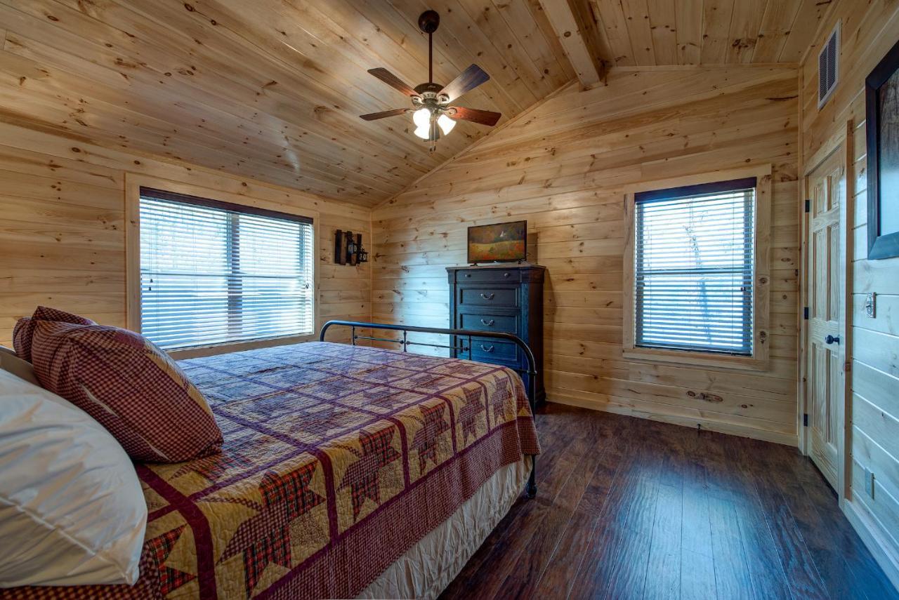 Woodland Escape Villa Pigeon Forge Dış mekan fotoğraf