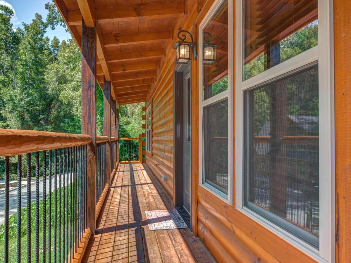 Woodland Escape Villa Pigeon Forge Dış mekan fotoğraf