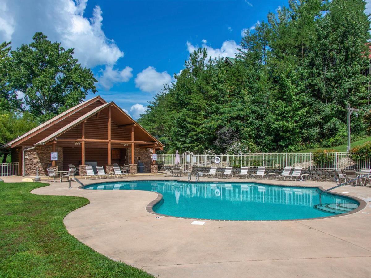 Woodland Escape Villa Pigeon Forge Dış mekan fotoğraf