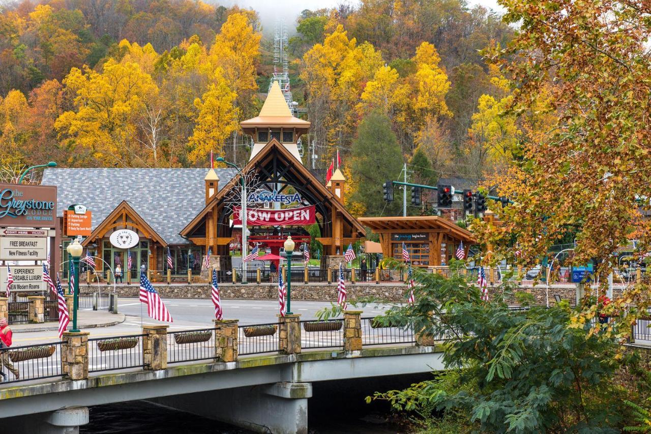 Woodland Escape Villa Pigeon Forge Dış mekan fotoğraf